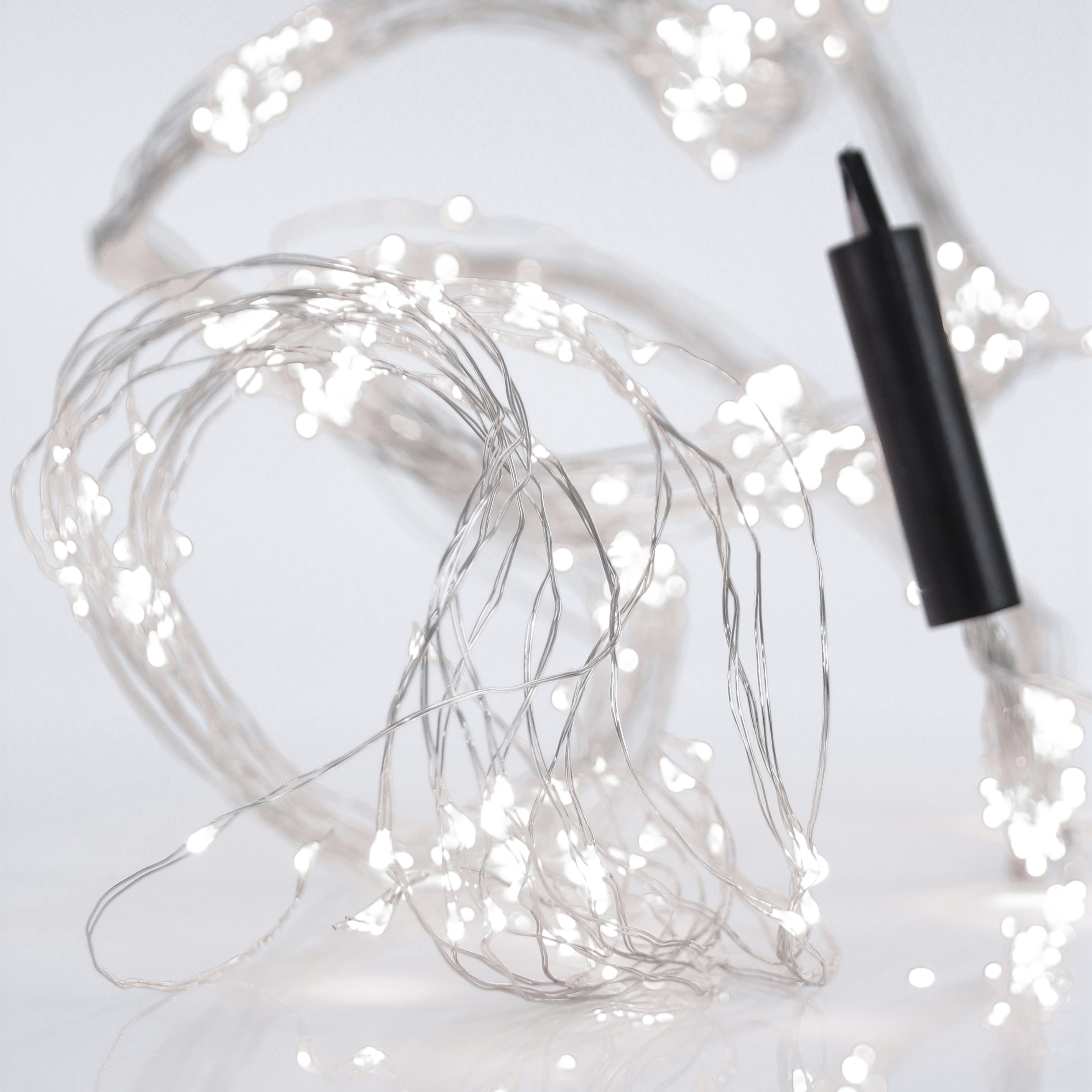 XMAS ΛΑΜΠΑΚΙ ΧΤΑΠΟΔΙ 400 MINI LED ΜΕ ΜΕΤΑΣΧΗΜΑΤΙΣΤΗ ΑΣΗΜΙ ΧΑΛΚINO KAΛΩΔΙΟ ΛΕΥΚΟ LED ANA 10cm (16 ΣΕΙΡΕΣ x 25 LED) ΠΑΡΟΧΗ 5m ΙΡ44